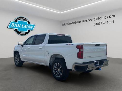 Summit White 2026 Chevrolet Silverado 1500 LT