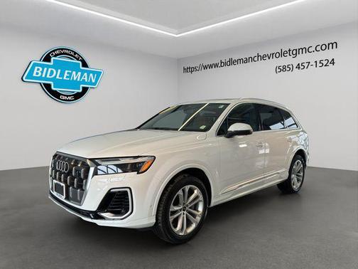 2025 Audi Q7 55 Premium Plus