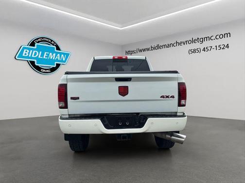 2018 RAM 3500 Laramie Crew Cab 4x4 6'4' Box