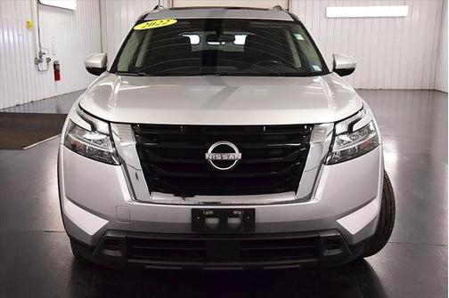 2022 Nissan Pathfinder SV 4WD