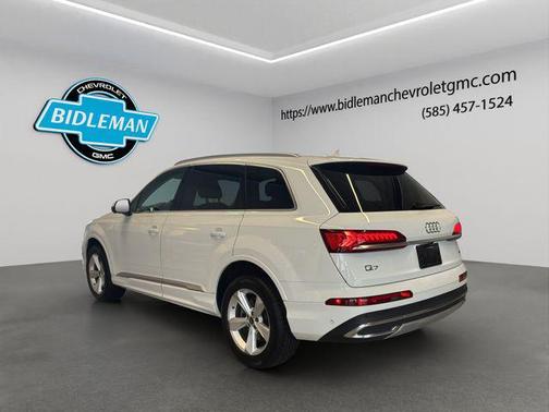 2024 Audi Q7 45 Premium Plus