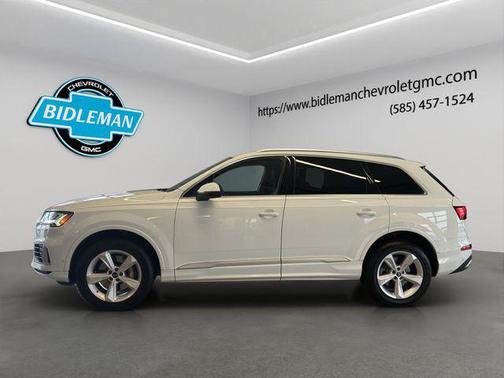2024 Audi Q7 45 Premium Plus
