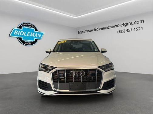 2024 Audi Q7 45 Premium Plus