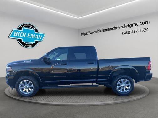 2021 RAM 2500 Laramie Crew Cab 4x4 6'4' Box
