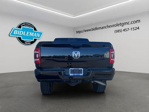 2021 RAM 2500 Laramie Crew Cab 4x4 6'4' Box