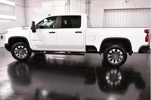 2024 Chevrolet Silverado 2500 Custom