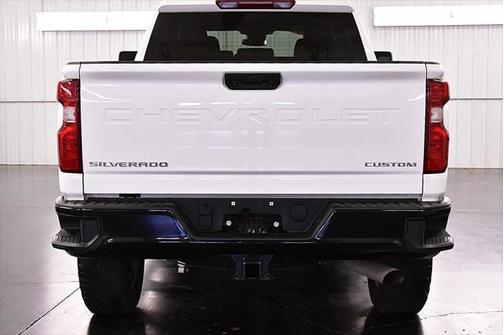 2024 Chevrolet Silverado 2500 Custom