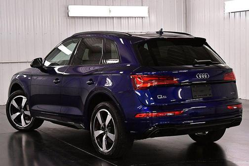 2022 Audi Q5 45 S line Premium Plus