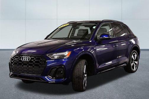 2022 Audi Q5 45 S line Premium Plus