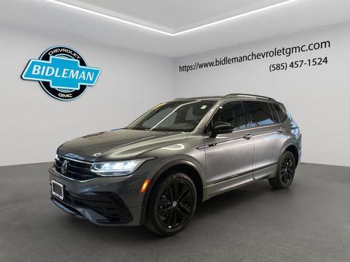 2022 Volkswagen Tiguan 2.0T SE R-Line Black 4MOTION