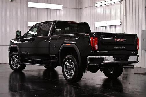 2025 GMC Sierra 2500 SLE