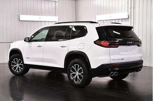 2024 GMC Acadia AWD AT4
