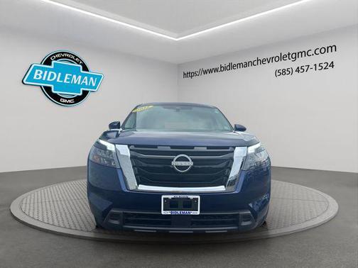 2025 Nissan Pathfinder SV 4WD