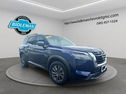 2025 Nissan Pathfinder SV 4WD