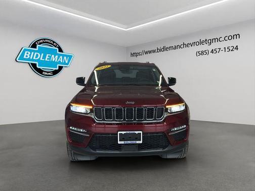 Velvet Red Pearlcoat 2022 Jeep Grand Cherokee 4xe Base