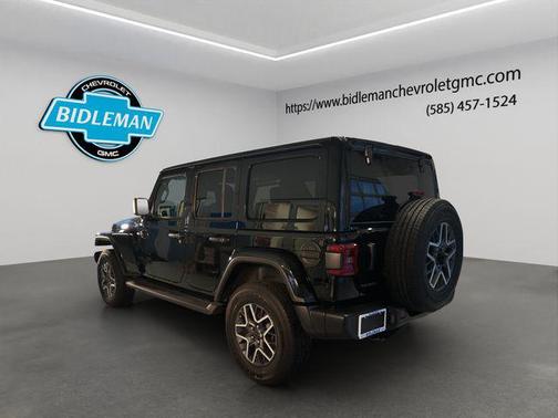 2025 Jeep Wrangler 4-Door Sahara