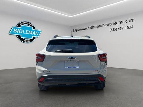 White Sands 2026 Chevrolet Trax FWD 2RS