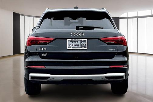 2020 Audi Q3 45 Premium