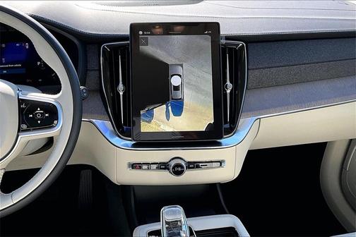 2026 Volvo XC90 Ultra, B6 AWD Gas (mild hybrid), Gasoline, Bright, 7 Seats