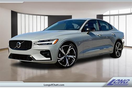 2024 Volvo S60 B5 Plus Dark Theme