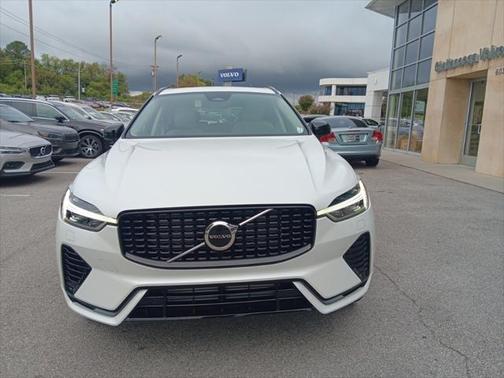 2025 Volvo XC60 Plug-In Hybrid T8 Core