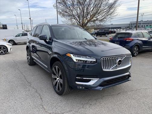 2025 Volvo XC90 B6 Plus 7-Seater