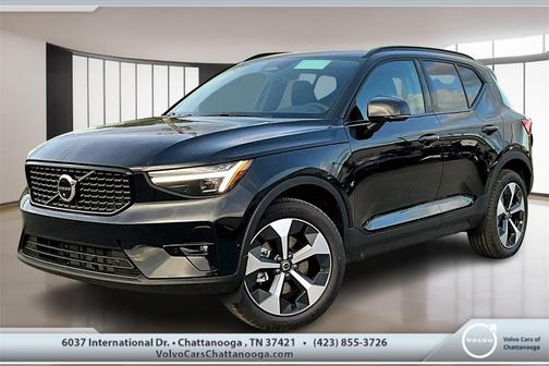 2026 Volvo XC40 B4 Plus