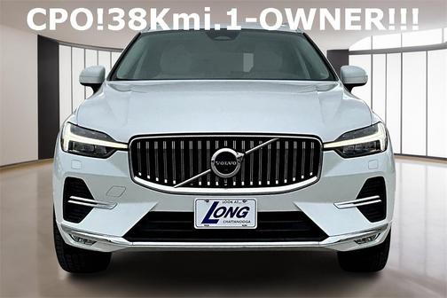 2023 Volvo XC60 B5 Plus Bright Theme