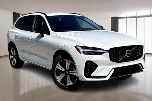 2025 Volvo XC60 Plug-In Hybrid T8 Plus
