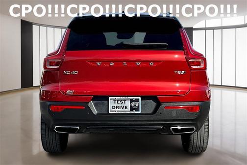 2019 Volvo XC40 T5 R-Design