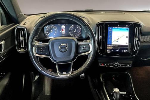 2019 Volvo XC40 T5 R-Design