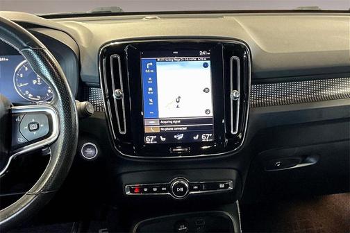 2019 Volvo XC40 T5 R-Design