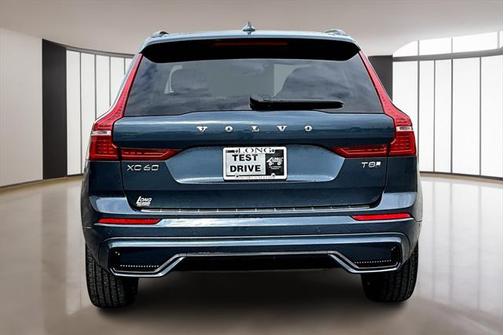 2025 Volvo XC60 Plug-In Hybrid T8 Plus