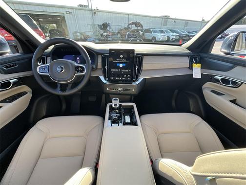 2026 Volvo XC90 B6 Plus 7-Seater