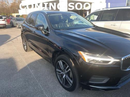 2019 Volvo XC60 T5 Momentum