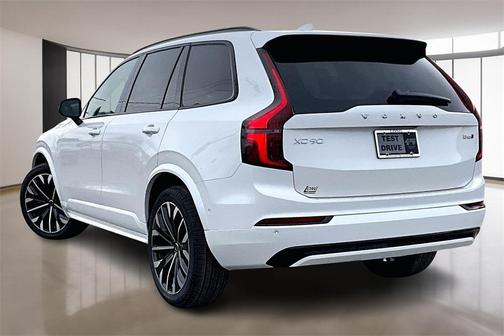 2026 Volvo XC90 Ultra Dark Theme, B6 AWD Gas (mild hybrid), Gasoline, 7 Seats