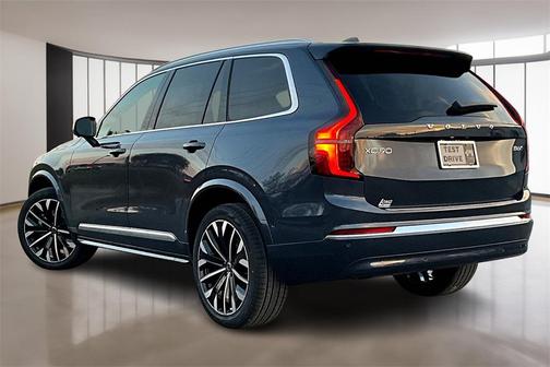 2026 Volvo XC90 B6 Ultra 6-Seater