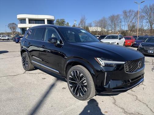 2025 Volvo XC90 B6 Ultra