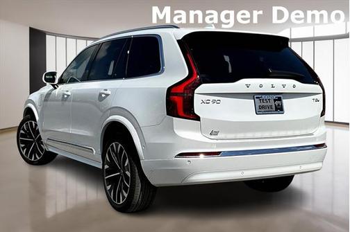 2025 Volvo XC90 Plug-In Hybrid T8 Plus 7-Seater