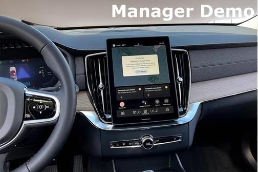 2025 Volvo XC90 Plug-In Hybrid T8 Plus 7-Seater