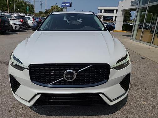 2025 Volvo XC60 Plug-In Hybrid Plus