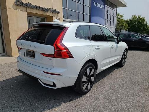 2025 Volvo XC60 Plug-In Hybrid Plus