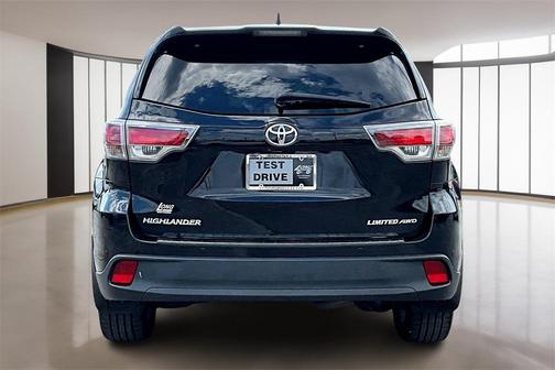 2016 Toyota Highlander