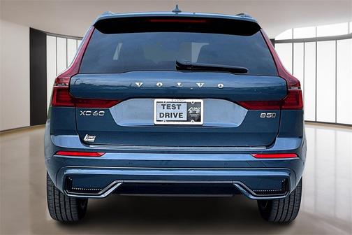 2026 Volvo XC60 B5 Plus