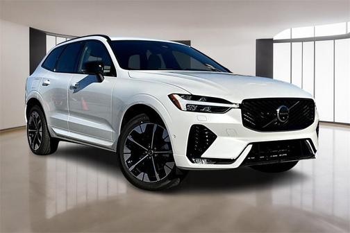 2026 Volvo XC60 B5 Plus