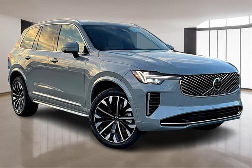 2026 Volvo XC90 B6 Plus 7-Seater