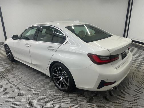 2022 BMW 330 330i
