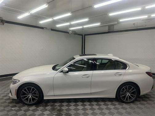 2022 BMW 330 330i