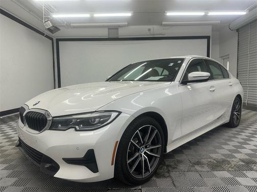 2022 BMW 330 330i