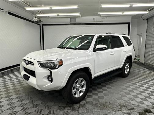 2024 Toyota 4Runner SR5 Premium